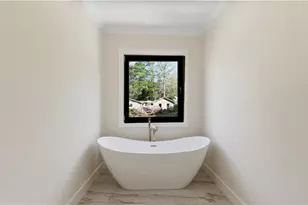 208 Indian Hills Trail, Marietta, GA 30068 - Photo 35