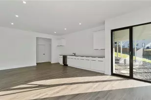 208 Indian Hills Trail, Marietta, GA 30068 - Photo 59