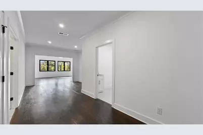 208 Indian Hills Trail, Marietta, GA 30068 - Photo 27