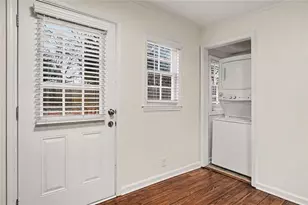 2047 McPherson Dr, East Point, GA 30344 - Photo 21