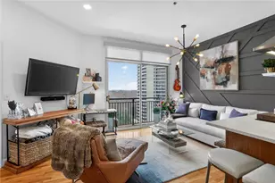 2626 Peachtree Rd NW, Atlanta, GA 30305 - Photo 1