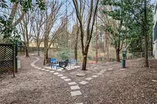 2626 Peachtree Rd NW, Atlanta, GA 30305 - Photo 25