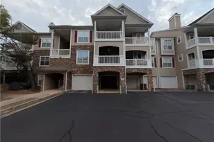 522 Sandringham Dr, Alpharetta, GA 30004 - Photo 1
