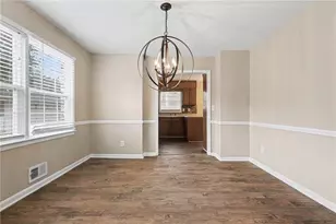 2507 Robin Hood Pl, Marietta, GA 30068 - Photo 7