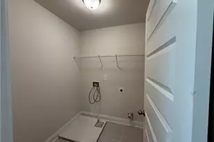 7327 Rocklin Ln, Flowery Branch, GA 30542 - Photo 19