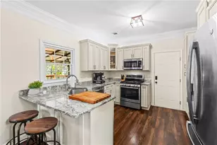 3095 Ivey Oaks Ln, Roswell, GA 30076 - Photo 11