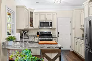 3095 Ivey Oaks Ln, Roswell, GA 30076 - Photo 9