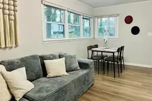 3132 Forrest Hills Dr, Atlanta, GA 30354 - Photo 3