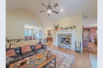 410 Caldwell Lane, Hoschton, GA 30548 - Photo 17