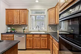 7790 Georgetown Chase, Roswell, GA 30075 - Photo 17