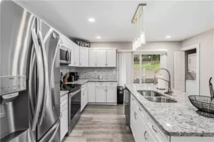 1901 Windsor Dr, Atlanta, GA 30311 - Photo 9