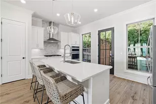 419 Bishop Ln, Woodstock, GA 30188 - Photo 15