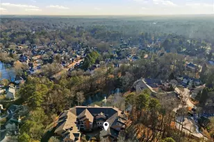 5264 Brooke Ridge Dr, Dunwoody, GA 30338 - Photo 3