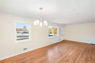 3924 Barr Cir, Tucker, GA 30084 - Photo 5