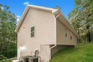 6350 Akins Way, Cumming, GA 30041 - Photo 17