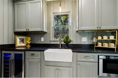 420 Hackberry Court, Roswell, GA 30076 - Photo 13