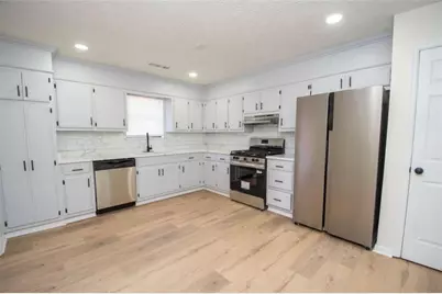 2975 Sandy Circle, Riverdale, GA 30296 - Photo 11