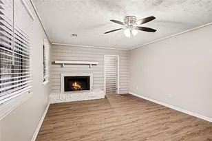 2895 Woodhollow Ln, Jonesboro, GA 30236 - Photo 3