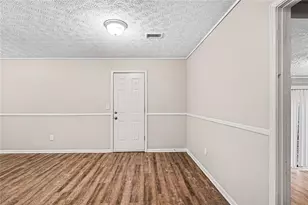 2895 Woodhollow Ln, Jonesboro, GA 30236 - Photo 21