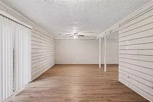 2895 Woodhollow Ln, Jonesboro, GA 30236 - Photo 17