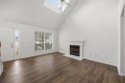 4308 Ravenwood Drive, Union City, GA 30291 - Photo 5