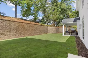 5800 De Claire Ct, Atlanta, GA 30328 - Photo 35