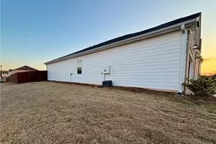 2237 Pelham Pass, Dacula, GA 30019 - Photo 5