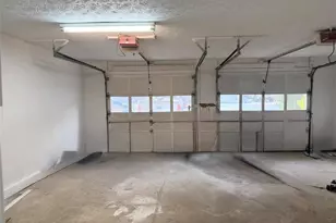 5400 Durham Ridge Ct, Lilburn, GA 30047 - Photo 15