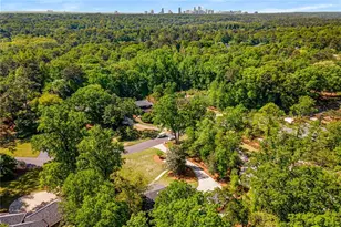 1100 Kingston Dr, Atlanta, GA 30342 - Photo 57