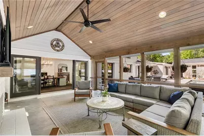 1100 Kingston Drive, Atlanta, GA 30342 - Photo 43