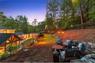 1100 Kingston Drive, Atlanta, GA 30342 - Photo 63