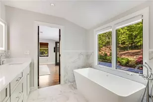 1100 Kingston Dr, Atlanta, GA 30342 - Photo 37