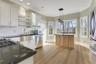 2020 Oak Ln, Cumming, GA 30041 - Photo 5