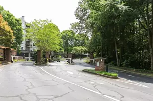 1209 River Green Dr NW, Atlanta, GA 30327 - Photo 17