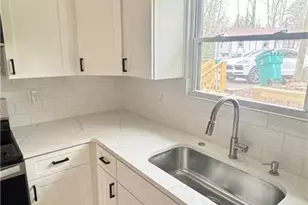 1352 Overlook Cove SE, Smyrna, GA 30080 - Photo 7