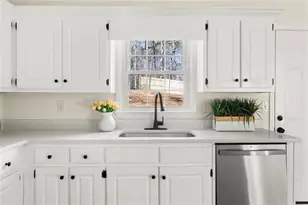 540 Riverside Rd, Sugar Hill, GA 30518 - Photo 7