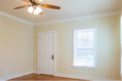 305 Grove Avenue SE, Lindale, GA 30147 - Photo 9