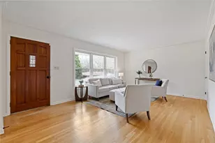 454 Jo Ann Dr, Marietta, GA 30067 - Photo 7