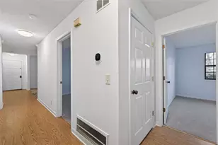 201 Barrington Hills Dr, Atlanta, GA 30350 - Photo 19