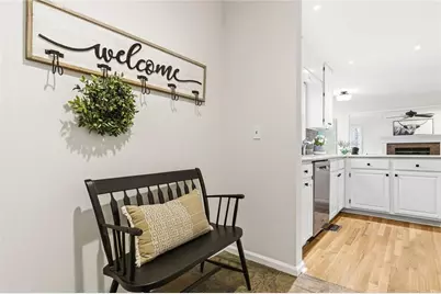 5827 Fairwood Walk, Acworth, GA 30101 - Photo 9