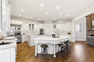 135 Foxhollow Tr, Alpharetta, GA 30004 - Photo 17