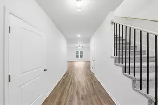 142 Alfred Dr, Carrollton, GA 30116 - Photo 5