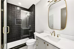 428 Carolwood Ln, Atlanta, GA 30342 - Photo 21