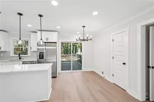 4 Mobley Dr, Atlanta, GA 30315 - Photo 11