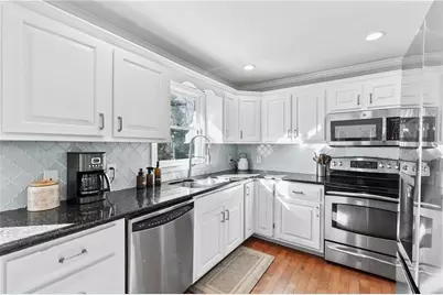 4731 Steeplechase Lane, Flowery Branch, GA 30542 - Photo 7