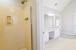 1711 Hickory Lake Dr, Snellville, GA 30078 - Photo 33