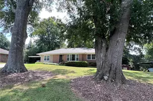 1180 Starline Dr SE, Smyrna, GA 30080 - Photo 1