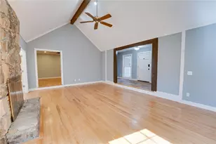 1100 Willow Bend, Roswell, GA 30075 - Photo 9