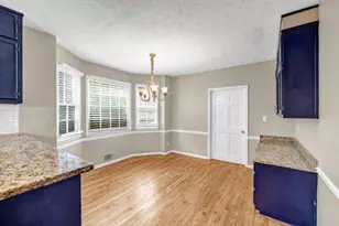 717 Oxford Ct SW, Lilburn, GA 30047 - Photo 15