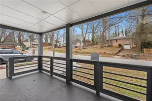 170 Stanhope Cir NW, Atlanta, GA 30314 - Photo 5